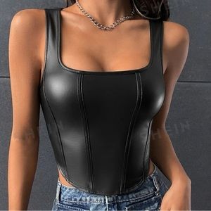 Black Square Neck Asymmetrical Hem Tank Top